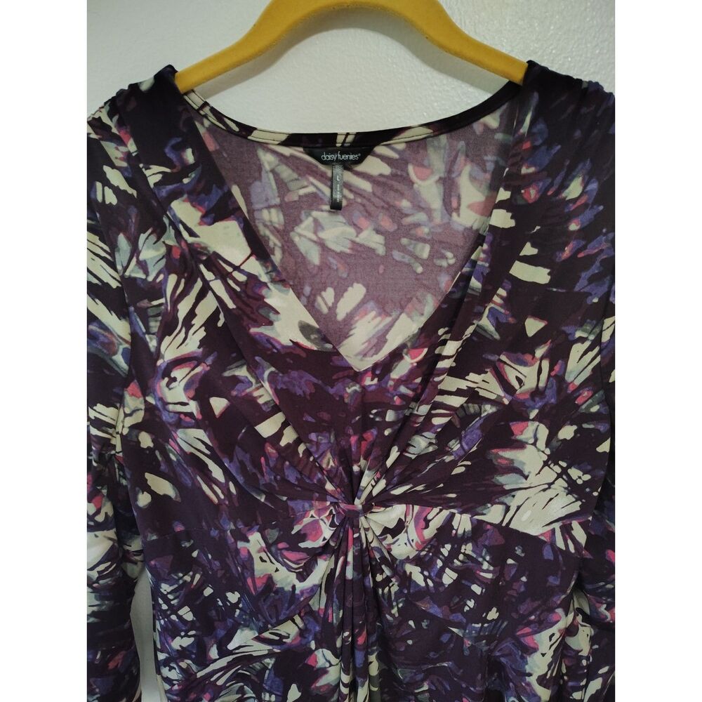 Daisy Fuentes Women's Large Purple Abstract Print Twist Front 3/4 Sleeve Blouse - Picture 3 of 7